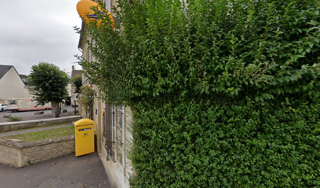 Retrouvez toutes les informations de contacts et horaires d&rsquo;ouverture pour La Poste VER SUR MER situé à Ver sur mer dans le département Calvados (14). Pour effectuer envoyer vos colis (colissimo, chronopost, suivi colis), une gestion bancaire (banque postal, French [&hellip;]
