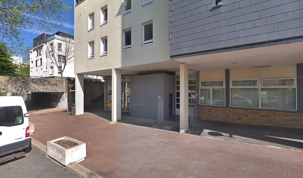 Retrouvez toutes les informations de contacts et horaires d&rsquo;ouverture pour Relais Pickup LMK MARKET situé à Evry courcouronnes dans le département Essonne (91). Pour effectuer envoyer vos colis (colissimo, chronopost, suivi colis), une gestion bancaire (banque postal, French Bank), votre [&hellip;]