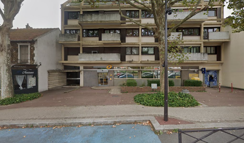 Retrouvez toutes les informations de contacts et horaires d&rsquo;ouverture pour Relais Pickup BUREAU DE POSTE ANTONY LECLERC situé à Antony dans le département Hauts-de-Seine (92). Pour effectuer envoyer vos colis (colissimo, chronopost, suivi colis), une gestion bancaire (banque postal, French [&hellip;]