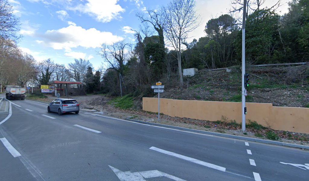Retrouvez toutes les informations de contacts et horaires d&rsquo;ouverture pour Relais Pickup RP M LOCATION situé à Meyrargues dans le département Bouches-du-Rhône (13). Pour effectuer envoyer vos colis (colissimo, chronopost, suivi colis), une gestion bancaire (banque postal, French Bank), votre [&hellip;]