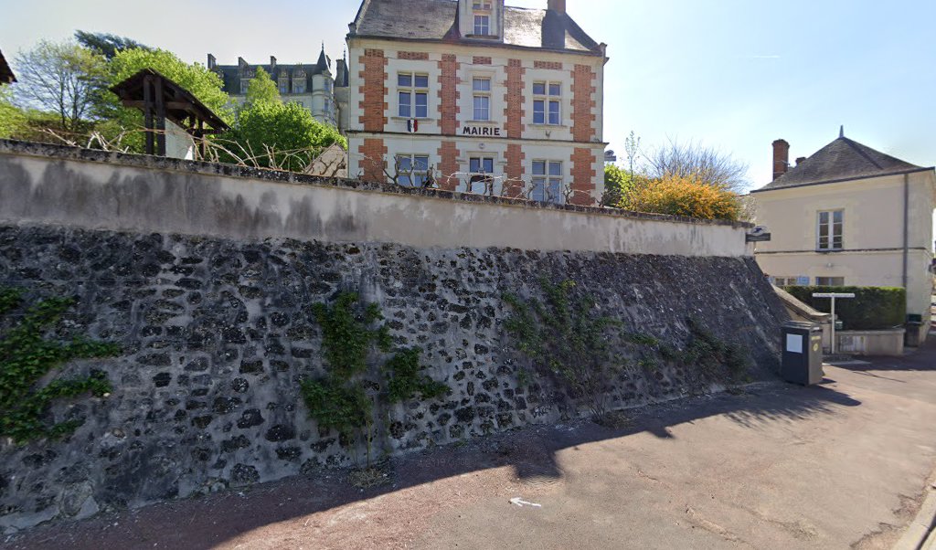 Retrouvez toutes les informations de contacts et horaires d&rsquo;ouverture pour La Poste Agence Communale CHATEAUVIEUX Mairie situé à Chateauvieux dans le département Loir-et-Cher (41). Pour effectuer envoyer vos colis (colissimo, chronopost, suivi colis), une gestion bancaire (banque postal, French Bank), [&hellip;]