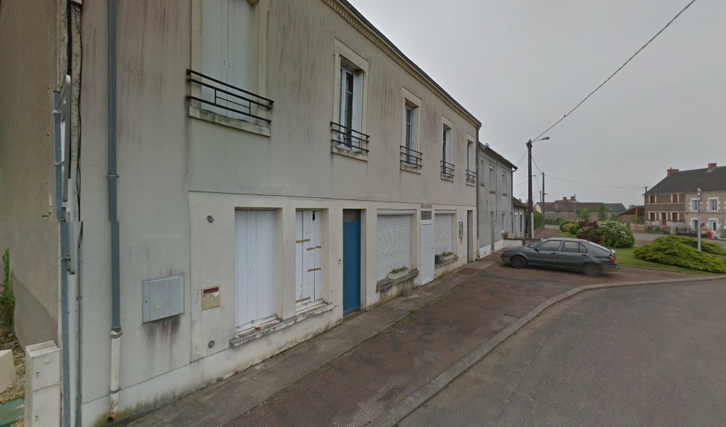 Retrouvez toutes les informations de contacts et horaires d&rsquo;ouverture pour La Poste Agence Communale ETRECHY Mairie situé à Etrechy dans le département Cher (18). Pour effectuer envoyer vos colis (colissimo, chronopost, suivi colis), une gestion bancaire (banque postal, French Bank), [&hellip;]