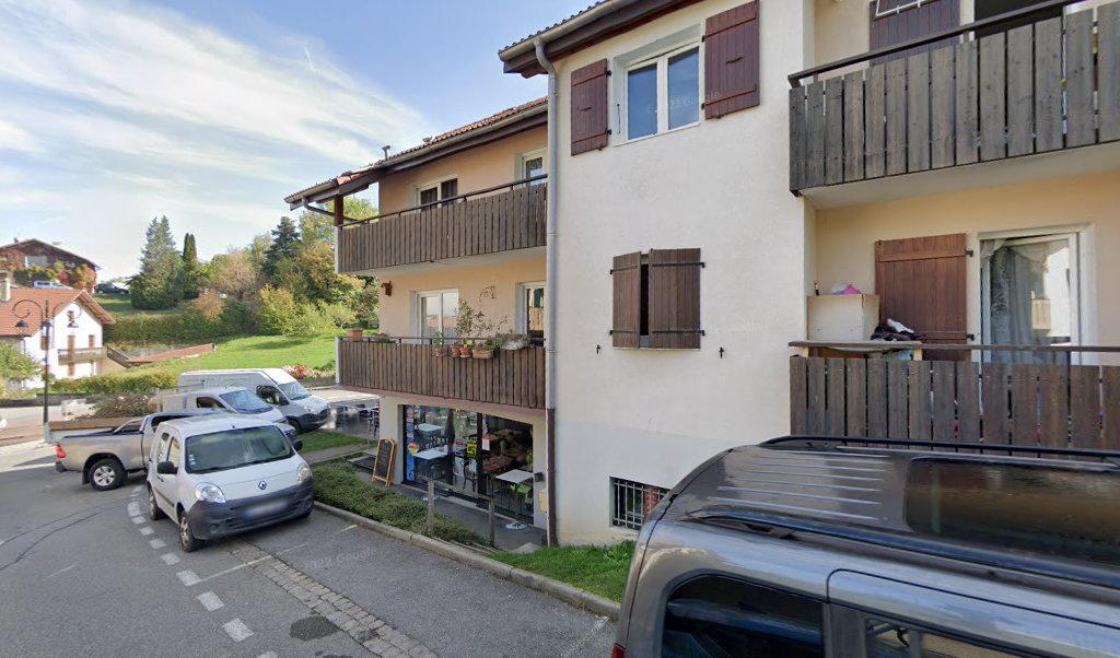 Retrouvez toutes les informations de contacts et horaires d&rsquo;ouverture pour La Poste Relais LYAUD situé à Lyaud dans le département Haute-Savoie (74). Pour effectuer envoyer vos colis (colissimo, chronopost, suivi colis), une gestion bancaire (banque postal, French Bank), votre courrier [&hellip;]