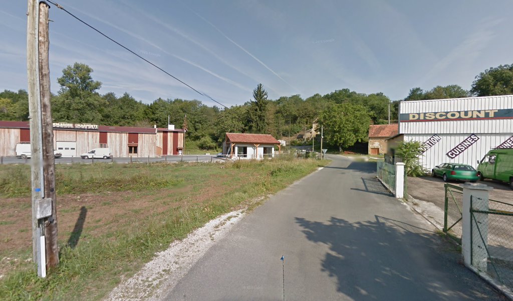 Retrouvez toutes les informations de contacts et horaires d&rsquo;ouverture pour Relais Pickup CELLIER DU PERIGORD situé à Vezac dans le département Dordogne (24). Pour effectuer envoyer vos colis (colissimo, chronopost, suivi colis), une gestion bancaire (banque postal, French Bank), votre [&hellip;]