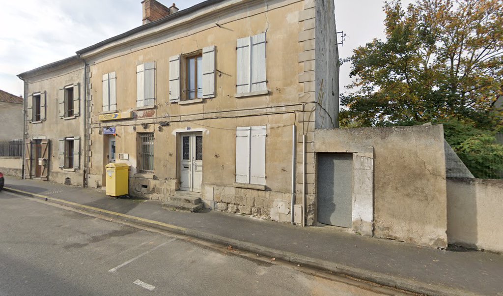 Retrouvez toutes les informations de contacts et horaires d&rsquo;ouverture pour La Poste Agence Communale ETREPILLY MAIRIE situé à Etrepilly dans le département Seine-et-Marne (77). Pour effectuer envoyer vos colis (colissimo, chronopost, suivi colis), une gestion bancaire (banque postal, French Bank), [&hellip;]