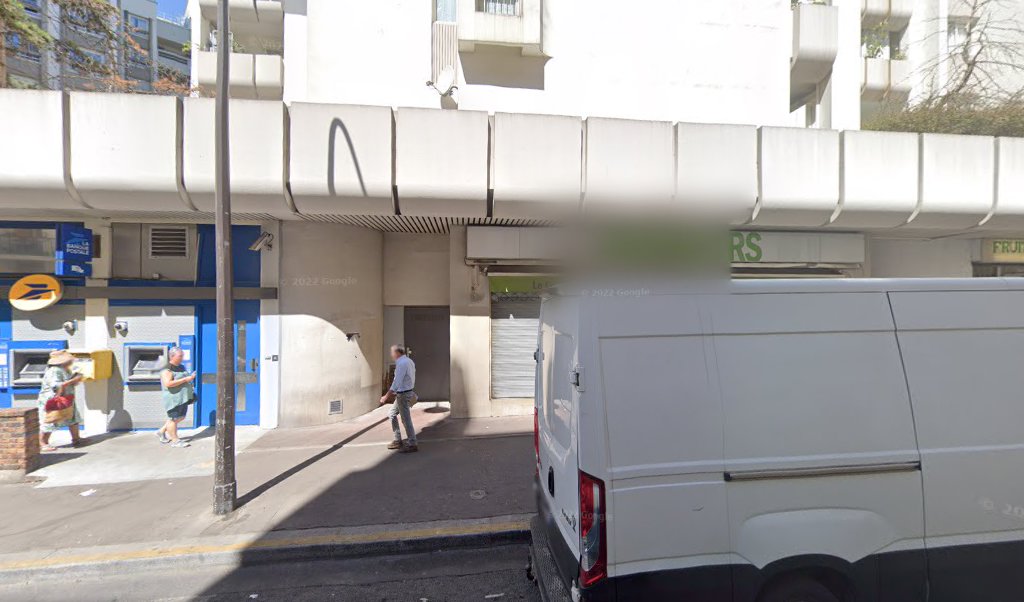 Retrouvez toutes les informations de contacts et horaires d&rsquo;ouverture pour La Poste PARIS SAINT BLAISE situé à Paris dans le département Paris (75). Pour effectuer envoyer vos colis (colissimo, chronopost, suivi colis), une gestion bancaire (banque postal, French Bank), votre [&hellip;]