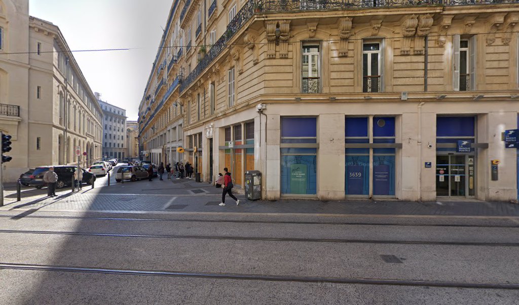 Retrouvez toutes les informations de contacts et horaires d&rsquo;ouverture pour La Poste MARSEILLE COLBERT situé à Marseille dans le département Bouches-du-Rhône (13). Pour effectuer envoyer vos colis (colissimo, chronopost, suivi colis), une gestion bancaire (banque postal, French Bank), votre courrier [&hellip;]