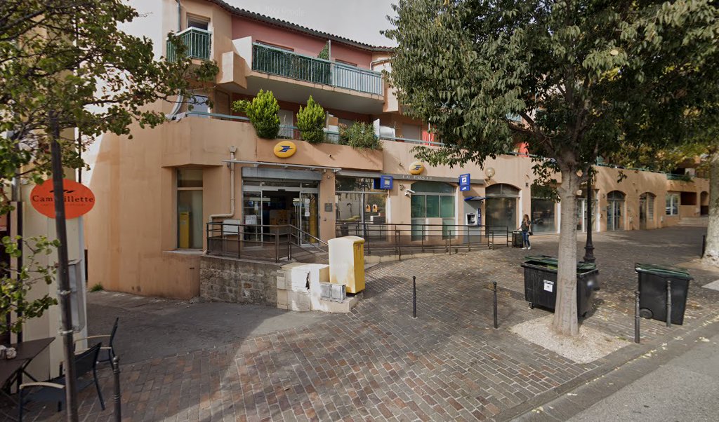Retrouvez toutes les informations de contacts et horaires d&rsquo;ouverture pour La Poste LA TRINITE situé à La trinite dans le département Alpes-Maritimes (06). Pour effectuer envoyer vos colis (colissimo, chronopost, suivi colis), une gestion bancaire (banque postal, French Bank), votre [&hellip;]
