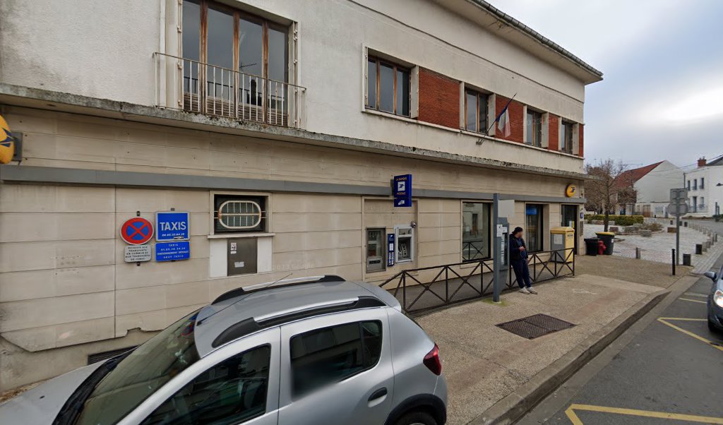 Retrouvez toutes les informations de contacts et horaires d&rsquo;ouverture pour La Poste LA VILLE DU BOIS situé à La ville du bois dans le département Essonne (91). Pour effectuer envoyer vos colis (colissimo, chronopost, suivi colis), une gestion bancaire (banque [&hellip;]