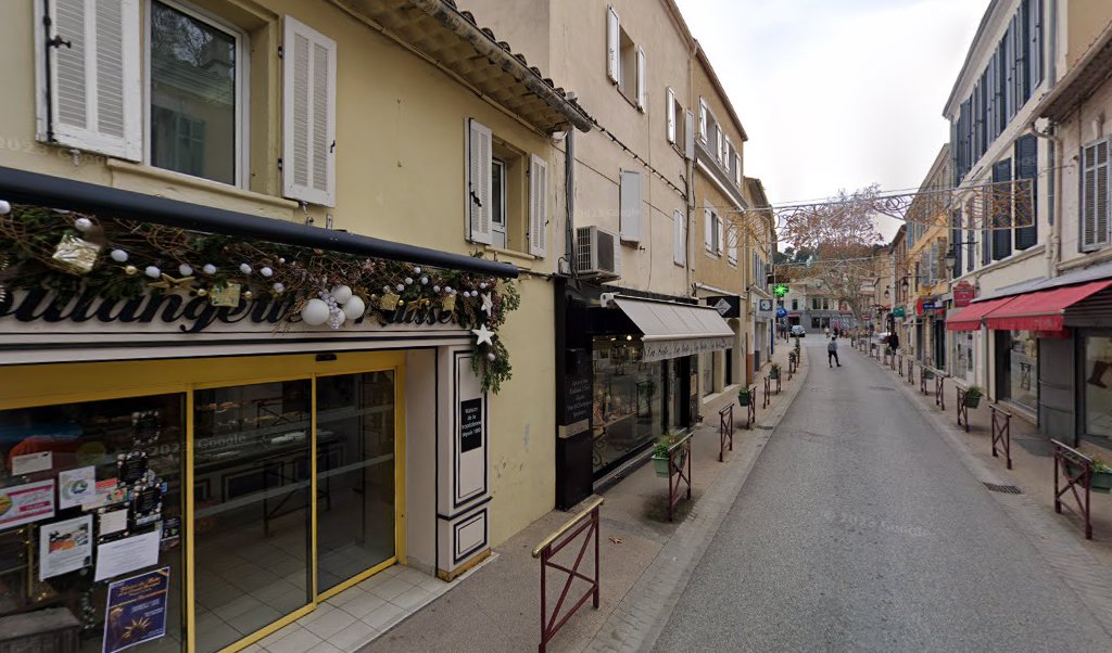 Retrouvez toutes les informations de contacts et horaires d&rsquo;ouverture pour Relais Pickup GLACE LEOPAUL situé à St cyr sur mer dans le département Var (83). Pour effectuer envoyer vos colis (colissimo, chronopost, suivi colis), une gestion bancaire (banque postal, French [&hellip;]