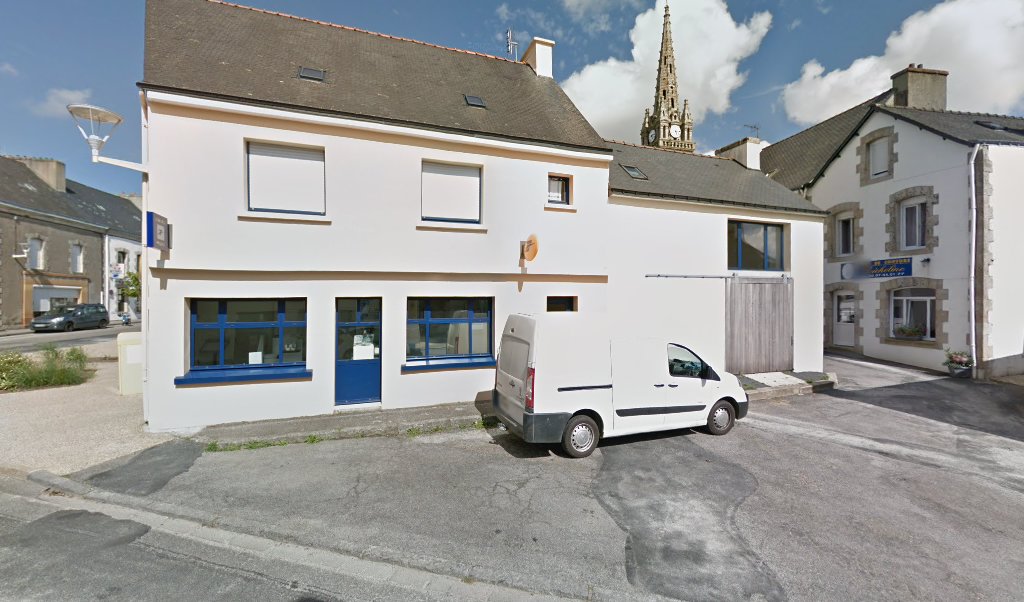 Retrouvez toutes les informations de contacts et horaires d&rsquo;ouverture pour La Poste GUISCRIFF situé à Guiscriff dans le département Morbihan (56). Pour effectuer envoyer vos colis (colissimo, chronopost, suivi colis), une gestion bancaire (banque postal, French Bank), votre courrier (suivi [&hellip;]