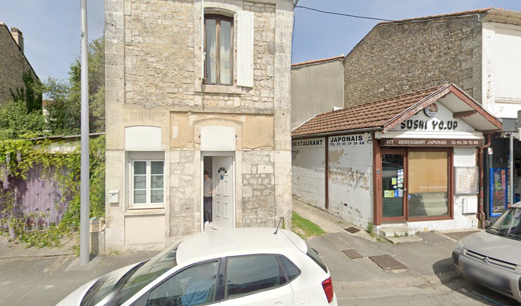 Retrouvez toutes les informations de contacts et horaires d&rsquo;ouverture pour Relais Pickup BAR TABAC LE SAINT CLAUDE situé à Angouleme dans le département Charente (16). Pour effectuer envoyer vos colis (colissimo, chronopost, suivi colis), une gestion bancaire (banque postal, French [&hellip;]