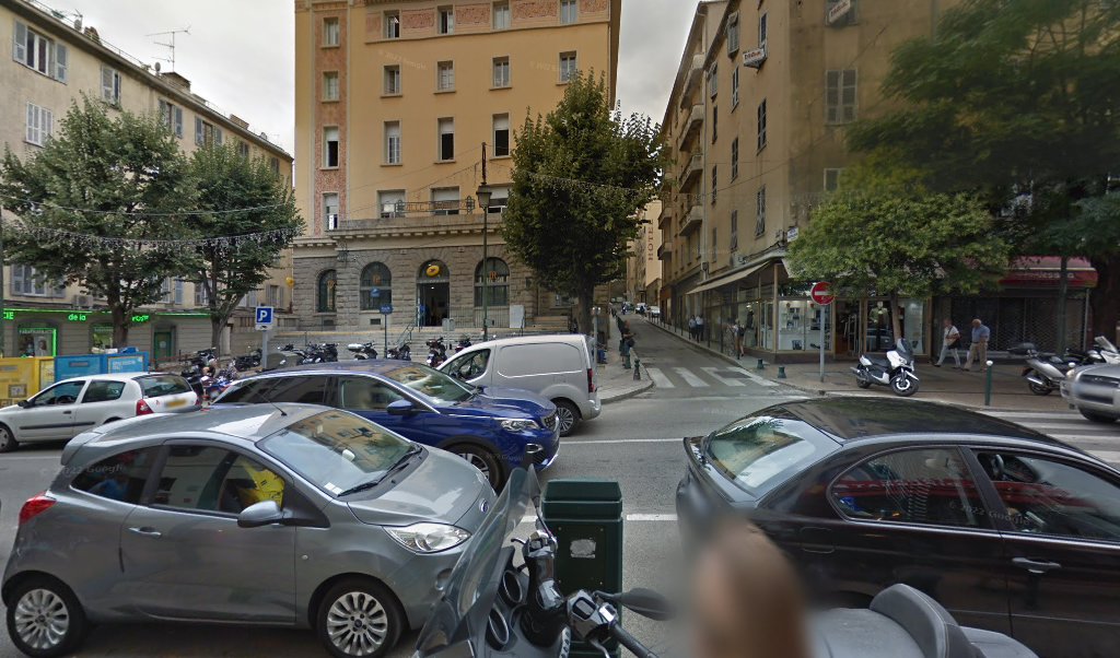 Retrouvez toutes les informations de contacts et horaires d&rsquo;ouverture pour La Poste AJACCIO SAINT GABRIEL situé à Ajaccio dans le département Corse-du-Sud (20). Pour effectuer envoyer vos colis (colissimo, chronopost, suivi colis), une gestion bancaire (banque postal, French Bank), votre [&hellip;]