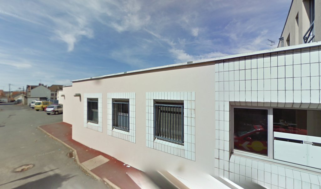 Retrouvez toutes les informations de contacts et horaires d&rsquo;ouverture pour La Poste Espace Clients Pro COMMENTRY PDC1 situé à Commentry dans le département Allier (03). Pour effectuer envoyer vos colis (colissimo, chronopost, suivi colis), une gestion bancaire (banque postal, French [&hellip;]