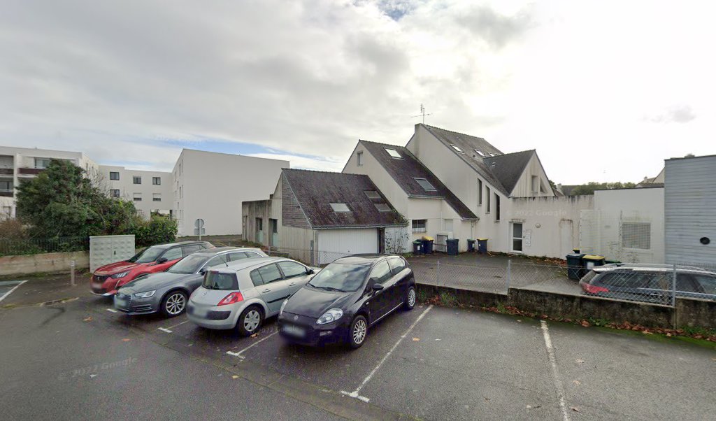 Retrouvez toutes les informations de contacts et horaires d&rsquo;ouverture pour La Poste LARMOR PLAGE situé à Larmor plage dans le département Morbihan (56). Pour effectuer envoyer vos colis (colissimo, chronopost, suivi colis), une gestion bancaire (banque postal, French Bank), votre [&hellip;]