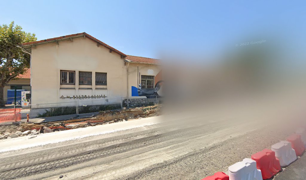 Retrouvez toutes les informations de contacts et horaires d&rsquo;ouverture pour La Poste ANTIBES CROIX ROUGE situé à Antibes dans le département Alpes-Maritimes (06). Pour effectuer envoyer vos colis (colissimo, chronopost, suivi colis), une gestion bancaire (banque postal, French Bank), votre [&hellip;]