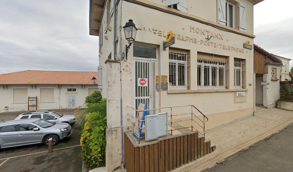 Retrouvez toutes les informations de contacts et horaires d&rsquo;ouverture pour La Poste Agence Communale HONTANX Mairie situé à Hontanx dans le département Landes (40). Pour effectuer envoyer vos colis (colissimo, chronopost, suivi colis), une gestion bancaire (banque postal, French Bank), [&hellip;]
