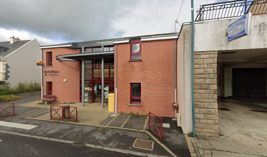 Retrouvez toutes les informations de contacts et horaires d&rsquo;ouverture pour La Poste Agence Communale RIEUX Mairie situé à Rieux dans le département Morbihan (56). Pour effectuer envoyer vos colis (colissimo, chronopost, suivi colis), une gestion bancaire (banque postal, French Bank), [&hellip;]