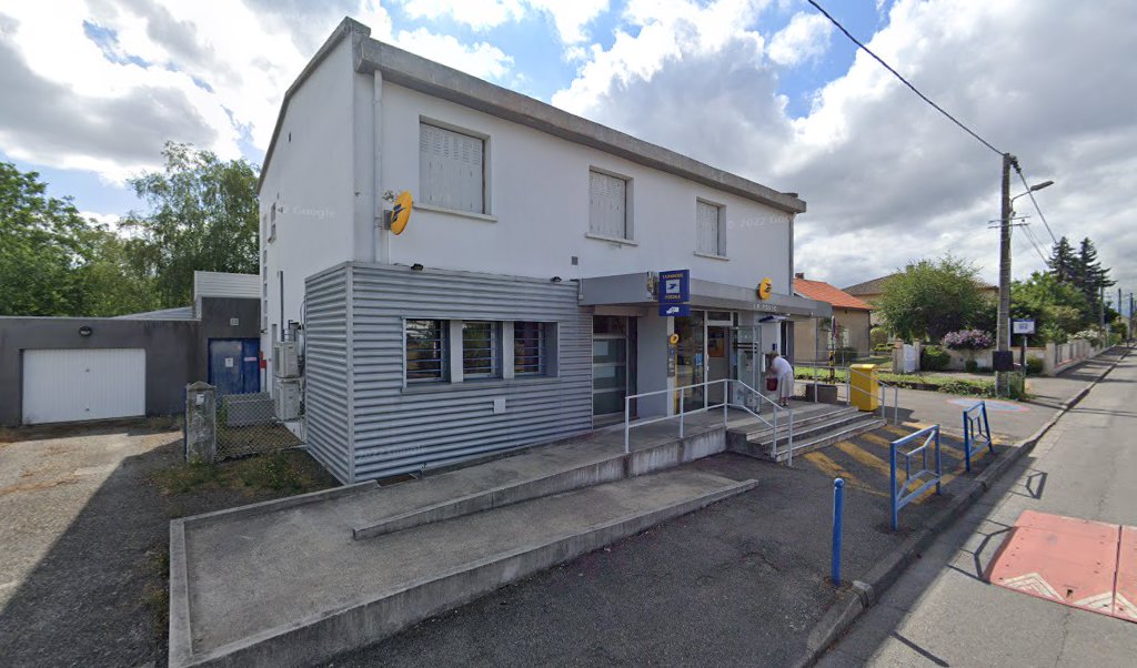 Retrouvez toutes les informations de contacts et horaires d&rsquo;ouverture pour La Poste AUREILHAN situé à Aureilhan dans le département Hautes-Pyrénées (65). Pour effectuer envoyer vos colis (colissimo, chronopost, suivi colis), une gestion bancaire (banque postal, French Bank), votre courrier (suivi [&hellip;]
