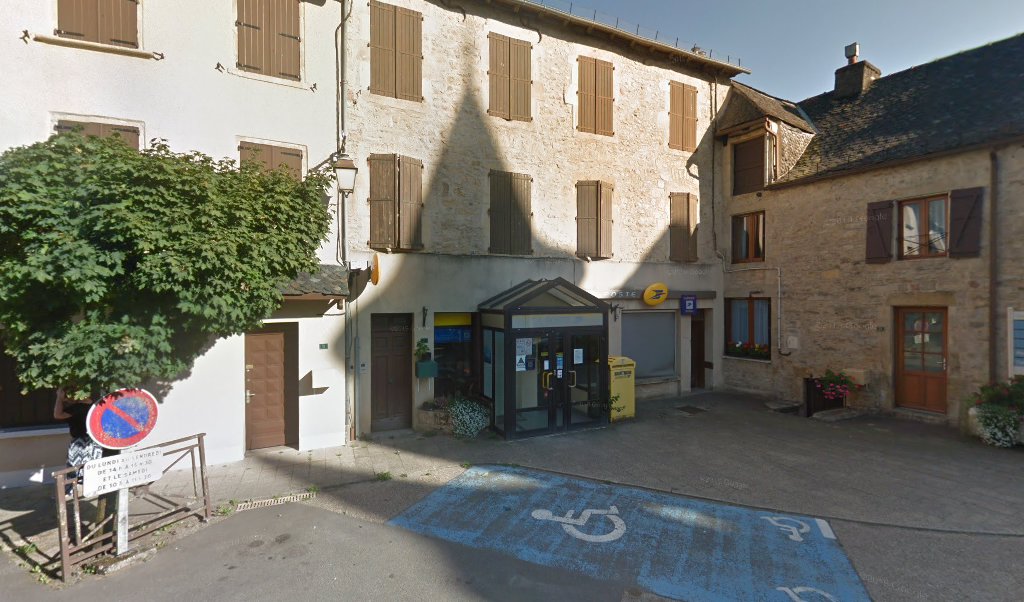 Retrouvez toutes les informations de contacts et horaires d&rsquo;ouverture pour La Poste MONTBAZENS situé à Montbazens dans le département Aveyron (12). Pour effectuer envoyer vos colis (colissimo, chronopost, suivi colis), une gestion bancaire (banque postal, French Bank), votre courrier (suivi [&hellip;]