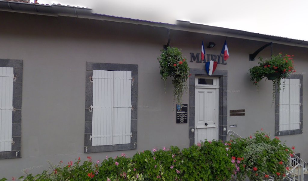 Retrouvez toutes les informations de contacts et horaires d&rsquo;ouverture pour La Poste Agence Communale VEYRE MONTON MAIRIE situé à Veyre monton dans le département Puy-de-Dôme (63). Pour effectuer envoyer vos colis (colissimo, chronopost, suivi colis), une gestion bancaire (banque postal, [&hellip;]