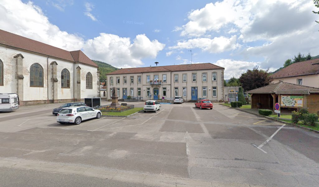 Retrouvez toutes les informations de contacts et horaires d&rsquo;ouverture pour La Poste Agence Communale VECOUX Mairie situé à Vecoux dans le département Vosges (88). Pour effectuer envoyer vos colis (colissimo, chronopost, suivi colis), une gestion bancaire (banque postal, French Bank), [&hellip;]