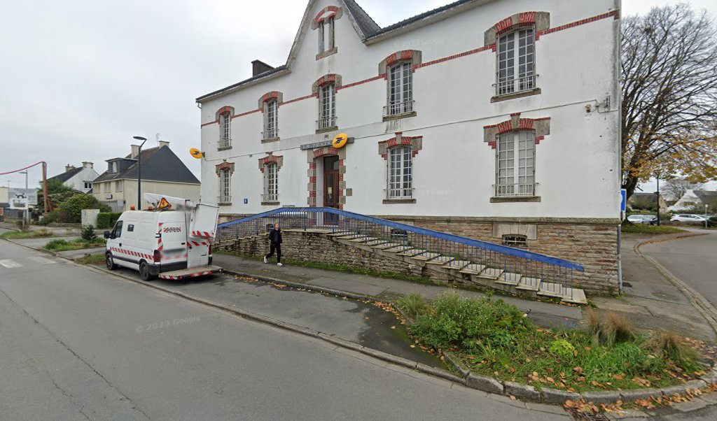 Retrouvez toutes les informations de contacts et horaires d&rsquo;ouverture pour La Poste Espace Clients Pro PLUVIGNER PDC1 situé à Pluvigner dans le département Morbihan (56). Pour effectuer envoyer vos colis (colissimo, chronopost, suivi colis), une gestion bancaire (banque postal, French [&hellip;]