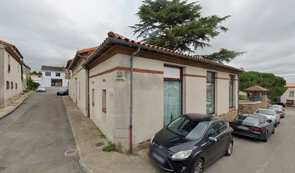 Retrouvez toutes les informations de contacts et horaires d&rsquo;ouverture pour La Poste Relais LE CELLIER Proxi situé à Le cellier dans le département Loire-Atlantique (44). Pour effectuer envoyer vos colis (colissimo, chronopost, suivi colis), une gestion bancaire (banque postal, French [&hellip;]