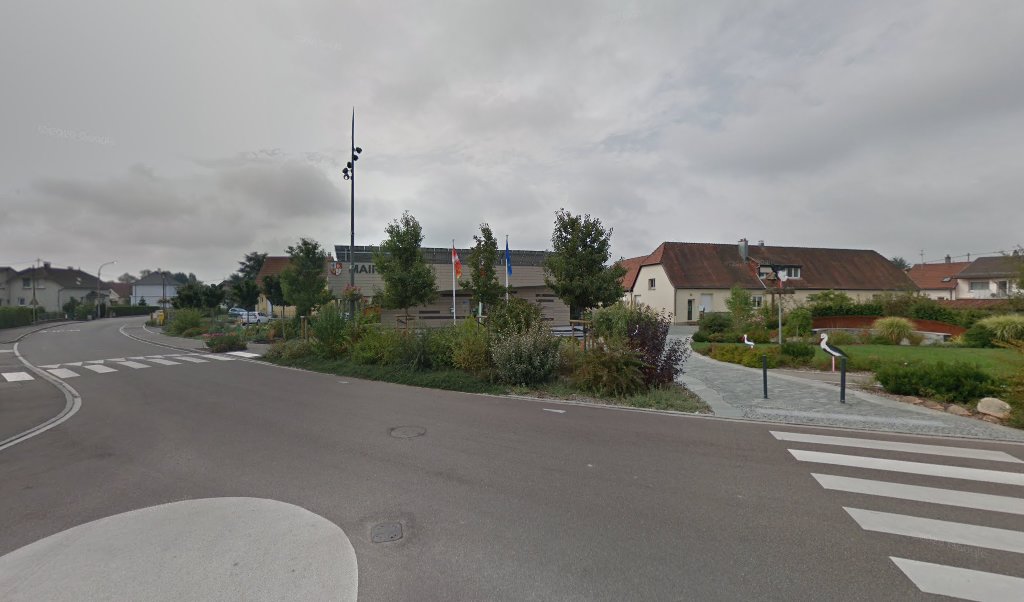 Retrouvez toutes les informations de contacts et horaires d&rsquo;ouverture pour La Poste Agence Communale GUEWENHEIM Mairie situé à Guewenheim dans le département Haut-Rhin (68). Pour effectuer envoyer vos colis (colissimo, chronopost, suivi colis), une gestion bancaire (banque postal, French Bank), [&hellip;]