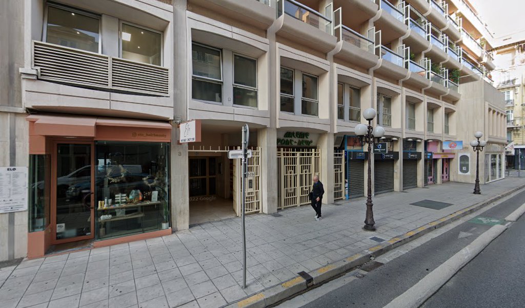 Retrouvez toutes les informations de contacts et horaires d&rsquo;ouverture pour Relais Pickup RUNNING CONSEIL NICE situé à Nice dans le département Alpes-Maritimes (06). Pour effectuer envoyer vos colis (colissimo, chronopost, suivi colis), une gestion bancaire (banque postal, French Bank), votre [&hellip;]