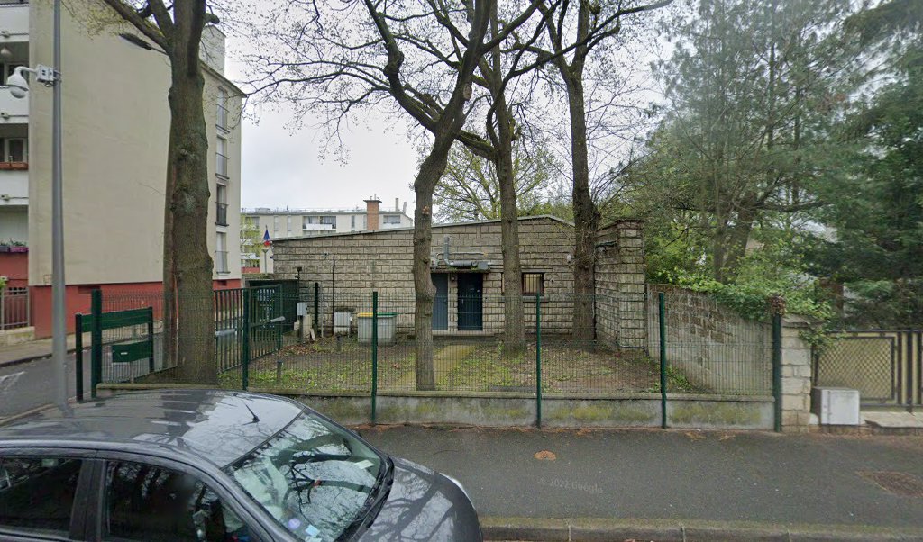 Retrouvez toutes les informations de contacts et horaires d&rsquo;ouverture pour La Poste Agence Communale YERRES Mairie situé à Yerres dans le département Essonne (91). Pour effectuer envoyer vos colis (colissimo, chronopost, suivi colis), une gestion bancaire (banque postal, French Bank), [&hellip;]