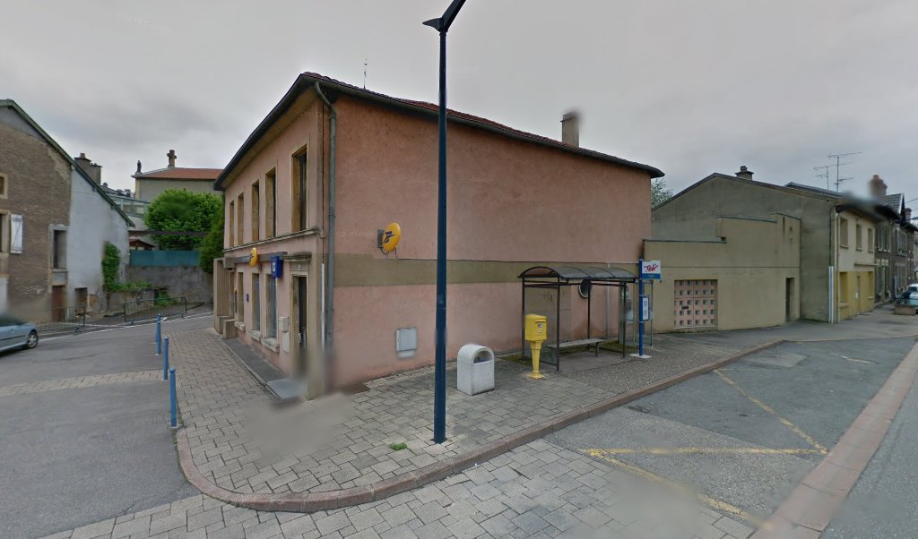 Retrouvez toutes les informations de contacts et horaires d&rsquo;ouverture pour La Poste AUBOUE situé à Auboue dans le département Meurthe-et-Moselle (54). Pour effectuer envoyer vos colis (colissimo, chronopost, suivi colis), une gestion bancaire (banque postal, French Bank), votre courrier (suivi [&hellip;]