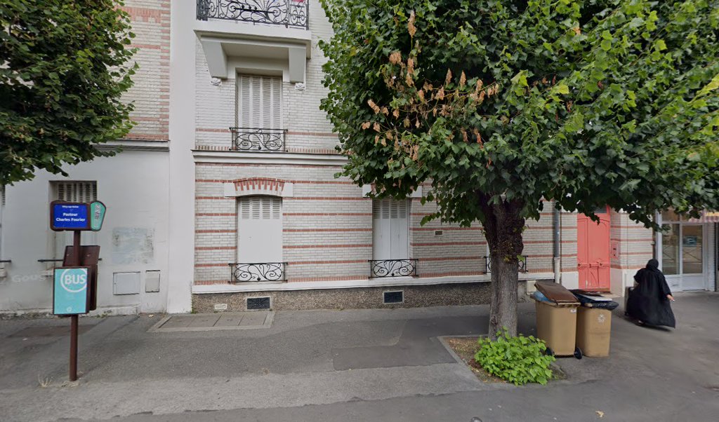 Retrouvez toutes les informations de contacts et horaires d&rsquo;ouverture pour Relais Pickup AARUSHAN SUPERMARCHE situé à Vitry sur seine dans le département Val-de-Marne (94). Pour effectuer envoyer vos colis (colissimo, chronopost, suivi colis), une gestion bancaire (banque postal, French Bank), [&hellip;]