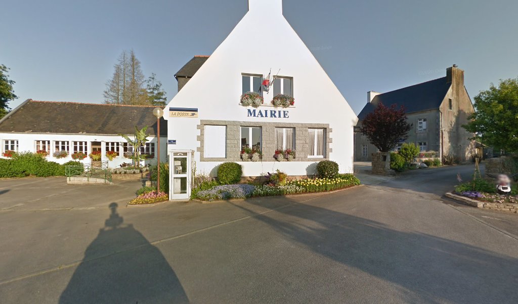 Retrouvez toutes les informations de contacts et horaires d&rsquo;ouverture pour La Poste Agence Communale TOURCH Mairie situé à Tourch dans le département Finistère (29). Pour effectuer envoyer vos colis (colissimo, chronopost, suivi colis), une gestion bancaire (banque postal, French Bank), [&hellip;]