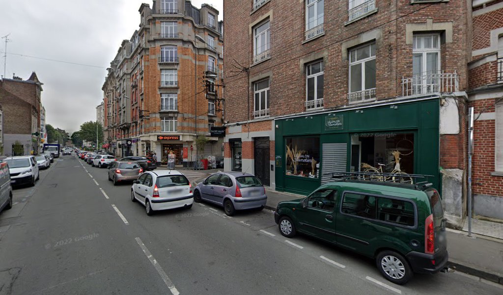 Retrouvez toutes les informations de contacts et horaires d&rsquo;ouverture pour Relais Pickup LE SALON DU LUNETIER situé à La madeleine dans le département Nord (59). Pour effectuer envoyer vos colis (colissimo, chronopost, suivi colis), une gestion bancaire (banque postal, French [&hellip;]