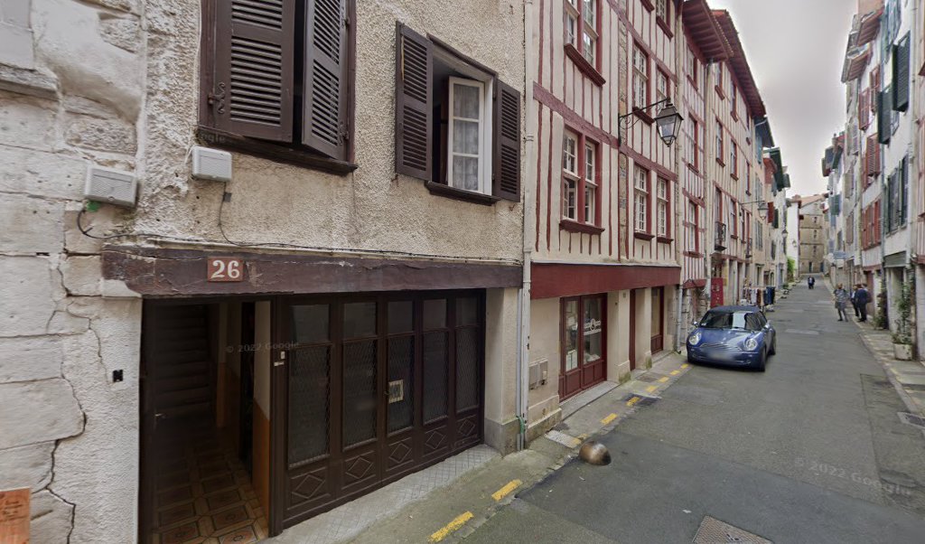 Retrouvez toutes les informations de contacts et horaires d&rsquo;ouverture pour Relais Pickup BOBBY KICKS situé à Bayonne dans le département Pyrénées Atlantiques (64). Pour effectuer envoyer vos colis (colissimo, chronopost, suivi colis), une gestion bancaire (banque postal, French Bank), votre [&hellip;]