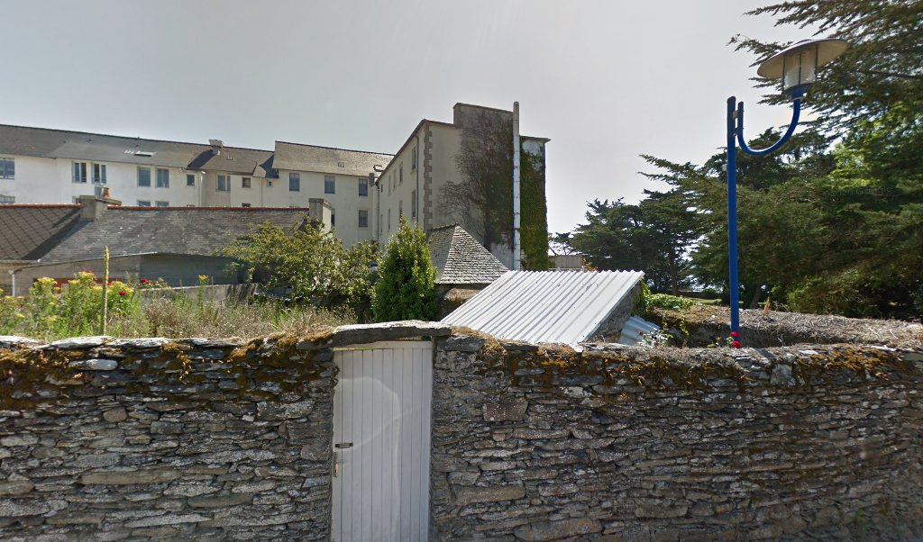 Retrouvez toutes les informations de contacts et horaires d&rsquo;ouverture pour La Poste Agence Communale LOCQUIREC Mairie situé à Locquirec dans le département Finistère (29). Pour effectuer envoyer vos colis (colissimo, chronopost, suivi colis), une gestion bancaire (banque postal, French Bank), [&hellip;]