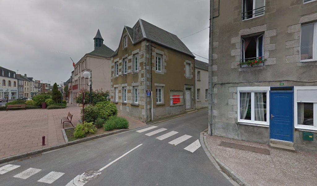 Retrouvez toutes les informations de contacts et horaires d&rsquo;ouverture pour La Poste Agence Communale CERENCES Mairie situé à Cerences dans le département Manche (50). Pour effectuer envoyer vos colis (colissimo, chronopost, suivi colis), une gestion bancaire (banque postal, French Bank), [&hellip;]