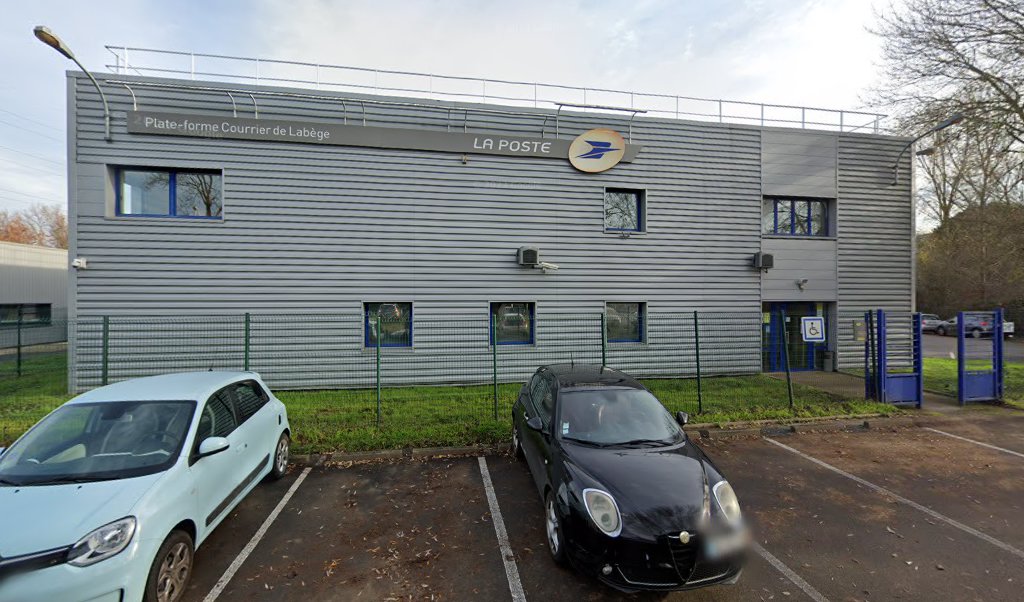 Retrouvez toutes les informations de contacts et horaires d&rsquo;ouverture pour La Poste Espace Clients Pro LABEGE PDC1 situé à Labege dans le département Haute-Garonne (31). Pour effectuer envoyer vos colis (colissimo, chronopost, suivi colis), une gestion bancaire (banque postal, French [&hellip;]