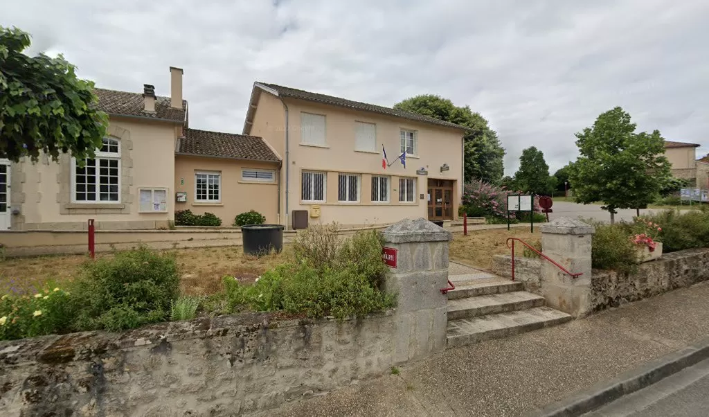 Retrouvez toutes les informations de contacts et horaires d&rsquo;ouverture pour La Poste Agence Communale CIEUX Mairie situé à Cieux dans le département Haute-Vienne (87). Pour effectuer envoyer vos colis (colissimo, chronopost, suivi colis), une gestion bancaire (banque postal, French Bank), [&hellip;]