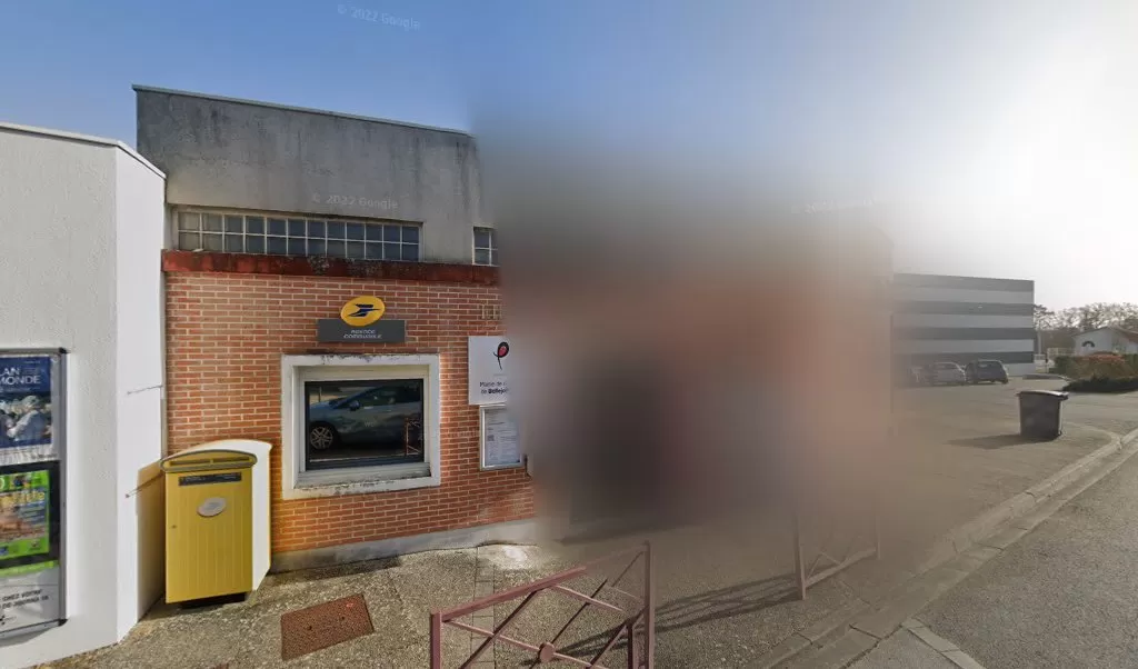 Retrouvez toutes les informations de contacts et horaires d&rsquo;ouverture pour La Poste Agence Communale POITIERS Mairie situé à Poitiers dans le département Vienne (86). Pour effectuer envoyer vos colis (colissimo, chronopost, suivi colis), une gestion bancaire (banque postal, French Bank), [&hellip;]