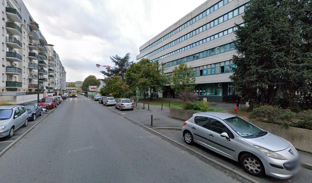 Retrouvez toutes les informations de contacts et horaires d&rsquo;ouverture pour La Poste Espace Clients Pro MASSY OPERA PDC1 situé à Massy dans le département Essonne (91). Pour effectuer envoyer vos colis (colissimo, chronopost, suivi colis), une gestion bancaire (banque postal, [&hellip;]