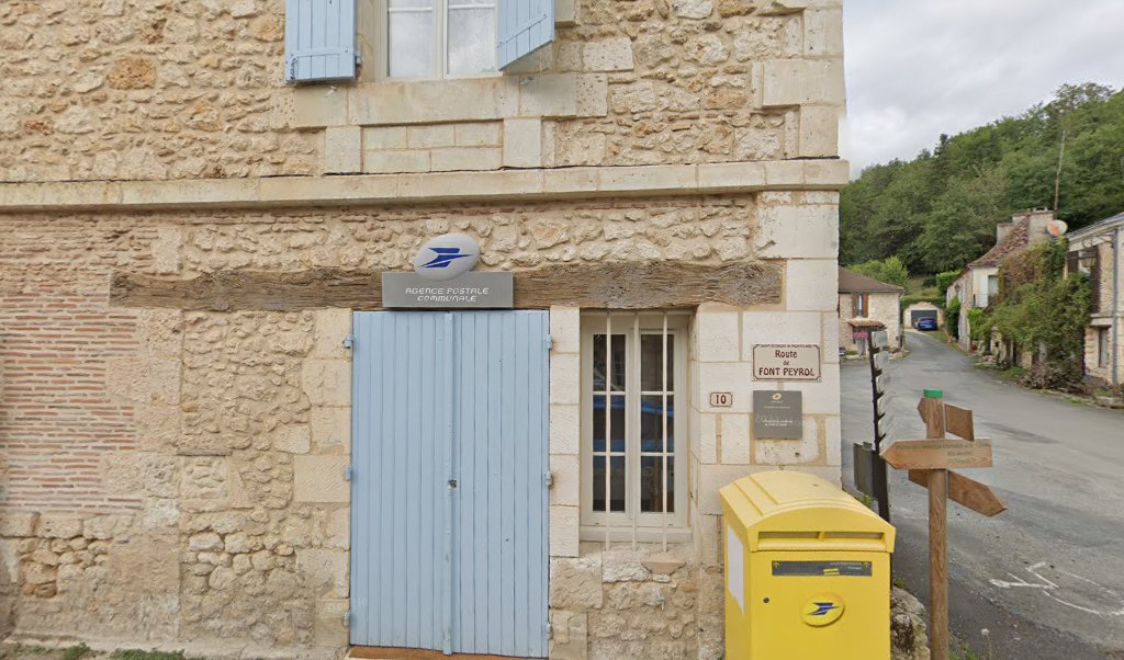 Retrouvez toutes les informations de contacts et horaires d&rsquo;ouverture pour La Poste Agence Communale ST GEORGES DE MONTCLARD Mairie situé à St georges de montclard dans le département Dordogne (24). Pour effectuer envoyer vos colis (colissimo, chronopost, suivi colis), une [&hellip;]