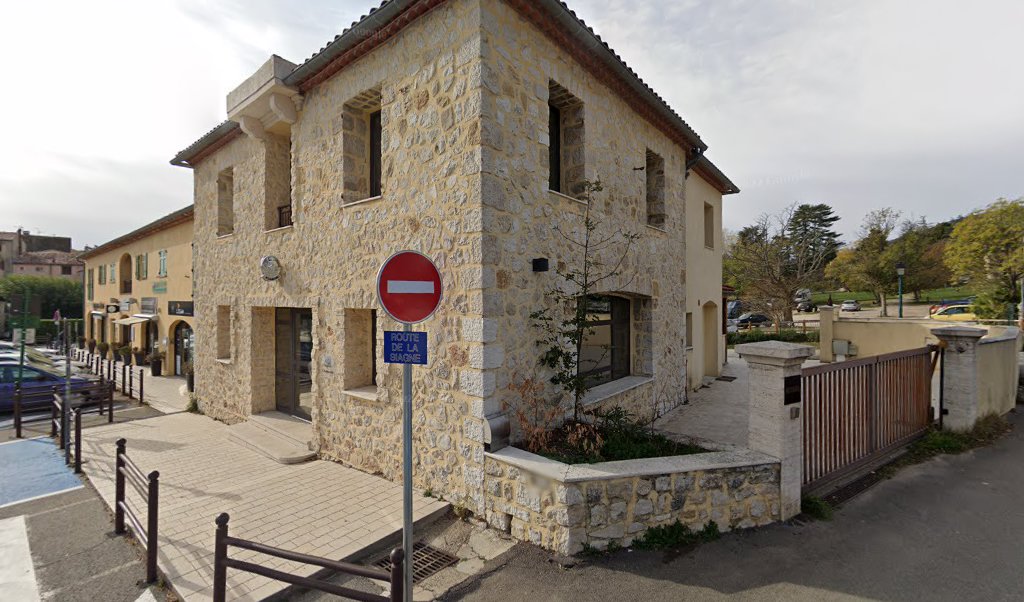 Retrouvez toutes les informations de contacts et horaires d&rsquo;ouverture pour Relais Pickup SPAR situé à Saint-vallier-de-thiey dans le département Alpes-Maritimes (06). Pour effectuer envoyer vos colis (colissimo, chronopost, suivi colis), une gestion bancaire (banque postal, French Bank), votre courrier (suivi [&hellip;]