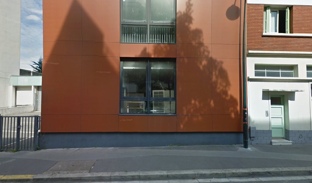 Retrouvez toutes les informations de contacts et horaires d&rsquo;ouverture pour La Poste Espace Clients Pro CLICHY PDC1 situé à Clichy dans le département Hauts-de-Seine (92). Pour effectuer envoyer vos colis (colissimo, chronopost, suivi colis), une gestion bancaire (banque postal, French [&hellip;]
