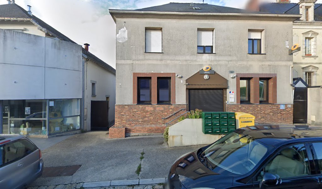 Retrouvez toutes les informations de contacts et horaires d&rsquo;ouverture pour La Poste Agence Communale RENAZE MAIRIE situé à Renaze dans le département Mayenne (53). Pour effectuer envoyer vos colis (colissimo, chronopost, suivi colis), une gestion bancaire (banque postal, French Bank), [&hellip;]