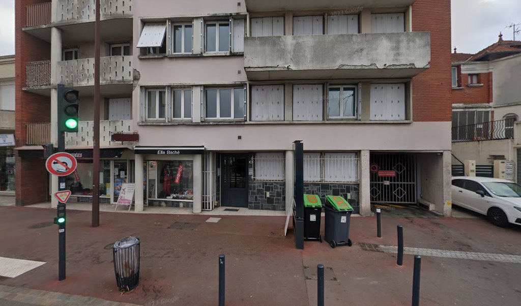Retrouvez toutes les informations de contacts et horaires d&rsquo;ouverture pour Relais Pickup BOUTIQUE ANAIS situé à Toulouse dans le département Haute-Garonne (31). Pour effectuer envoyer vos colis (colissimo, chronopost, suivi colis), une gestion bancaire (banque postal, French Bank), votre courrier [&hellip;]