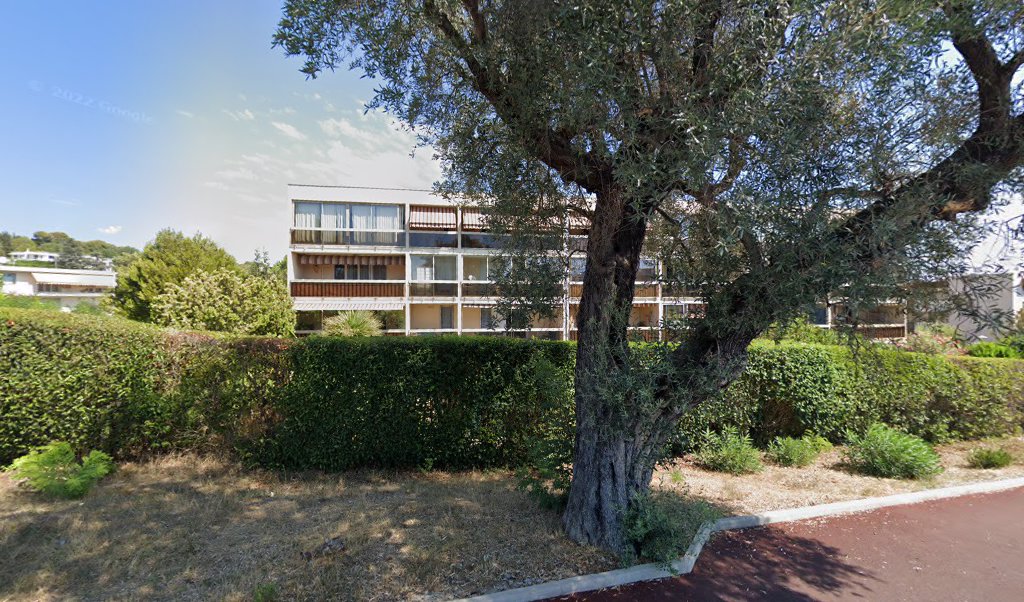 Retrouvez toutes les informations de contacts et horaires d&rsquo;ouverture pour La Poste VILLENEUVE LOUBET situé à Villeneuve loubet dans le département Alpes-Maritimes (06). Pour effectuer envoyer vos colis (colissimo, chronopost, suivi colis), une gestion bancaire (banque postal, French Bank), votre [&hellip;]