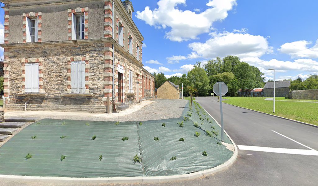 Retrouvez toutes les informations de contacts et horaires d&rsquo;ouverture pour La Poste Agence Communale LA CHAPELLE GLAIN Mairie situé à La chapelle glain dans le département Loire-Atlantique (44). Pour effectuer envoyer vos colis (colissimo, chronopost, suivi colis), une gestion bancaire [&hellip;]