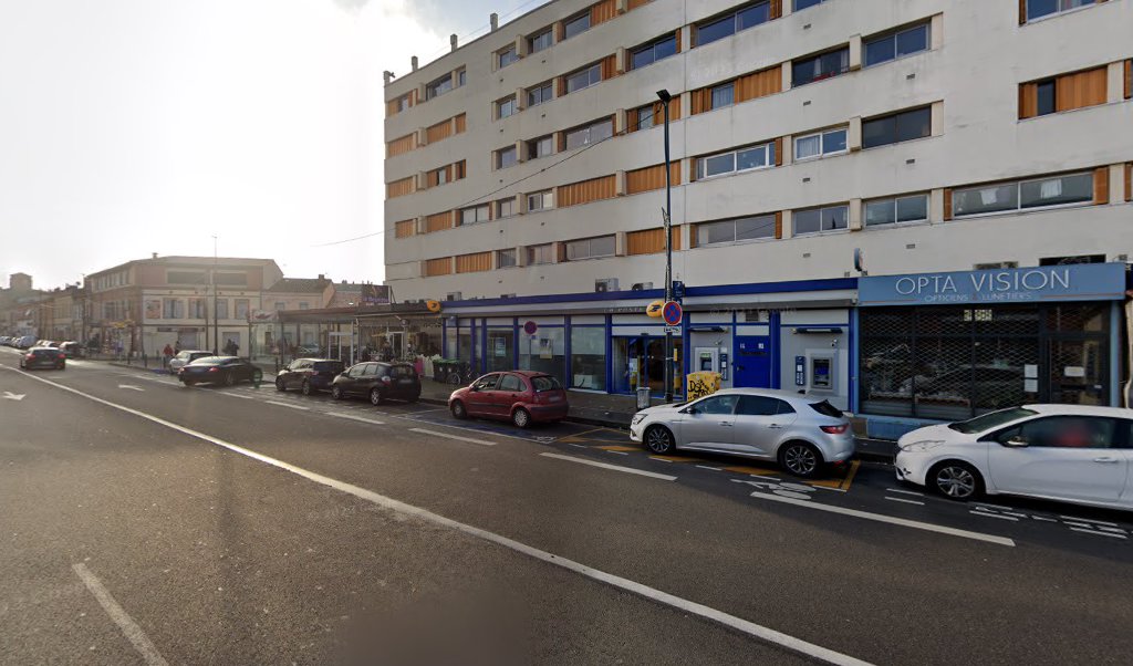 Retrouvez toutes les informations de contacts et horaires d&rsquo;ouverture pour La Poste TOULOUSE GRANDE BRETAGNE situé à Toulouse dans le département Haute-Garonne (31). Pour effectuer envoyer vos colis (colissimo, chronopost, suivi colis), une gestion bancaire (banque postal, French Bank), votre [&hellip;]